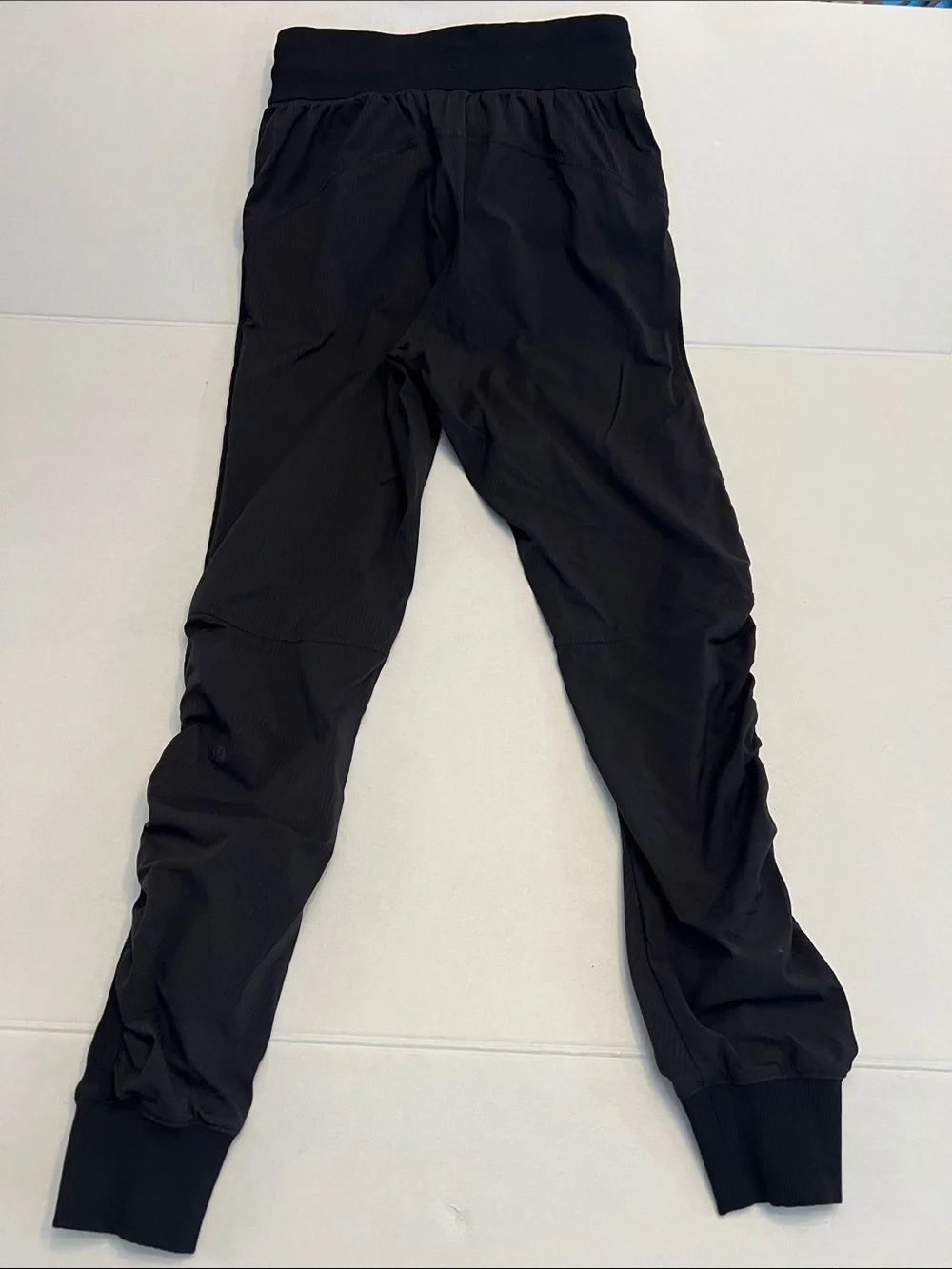 LULULEMON DANCE STUDIO BLACK PANTS SIZE 2